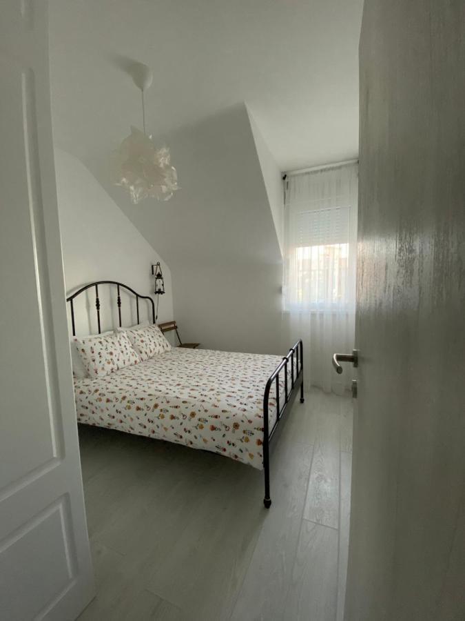 Apartman "Noa" Sremska Mitrovica Eksteriør billede
