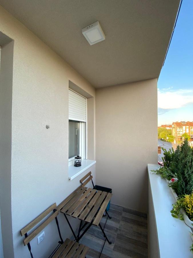 Apartman "Noa" Sremska Mitrovica Eksteriør billede
